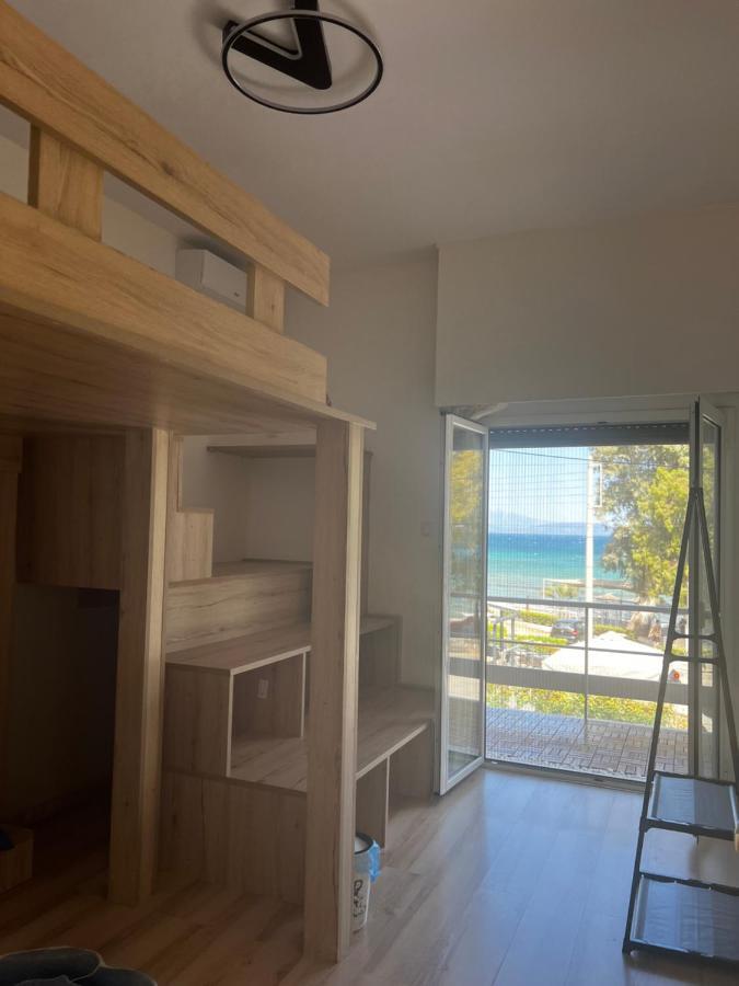 一线海景房seaview Apartment Artemida  Buitenkant foto